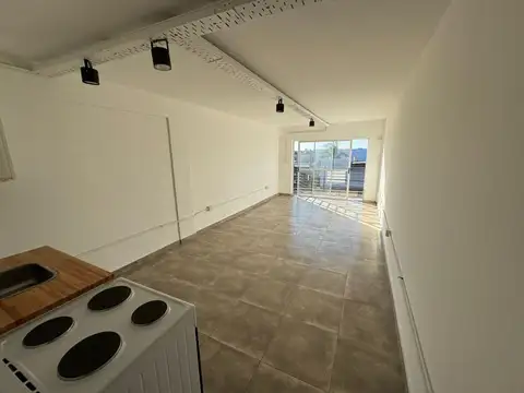 Venta Depto Monoambiente con balcón - Billinghurst