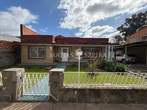 Casa en venta con Local en Ingeniero Adolfo Sourdeaux