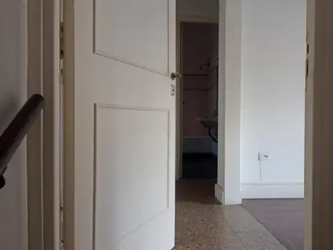 Humboldt 1700 , Piso 1