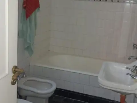 Humboldt 1700 , Piso 1