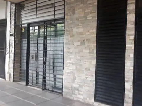 Local en Venta en Villa Luro, USD 280.000