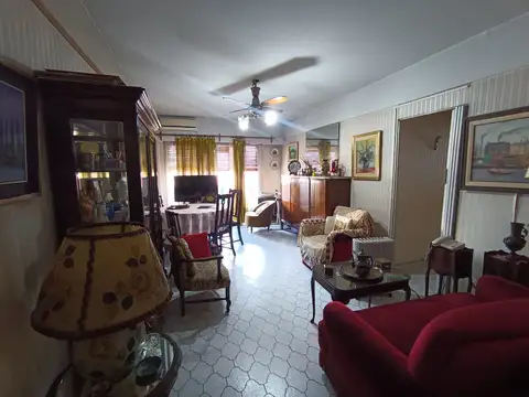 VENTA DEPARTAMENTO TRES AMBIENTES CON DEPENDENCIA BALCON AL FRENTE EN BELGRANO