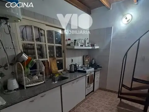 Casa 6 ambientes con 1 baño