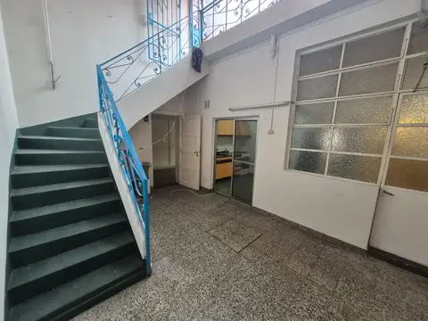 CASA 4 AMBIENTES EN VENTA CON LOCAL SOLDATI