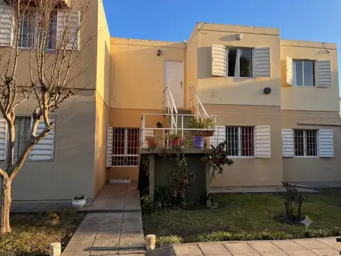 VENTA DPTO 2 DORM COMPLEJO CERRADO B° ALTO ALBERDI