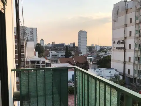 Departamento en Alquiler en Coghlan, $ 550.000