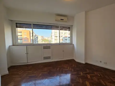 LA ISLA. Espectacular departamento en alquiler en Recoleta. Muchas luz.