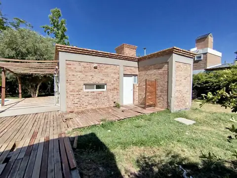 Casa en Venta en Plottier, USD 150.000