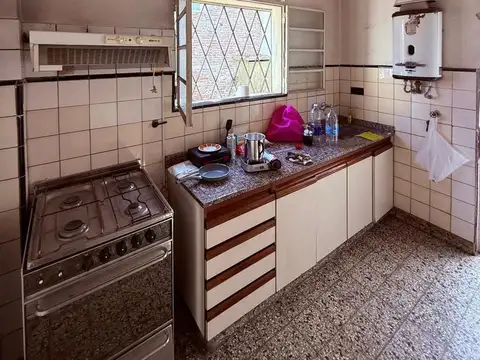 oportunidad Casa 3 ambientes jardin lote propio