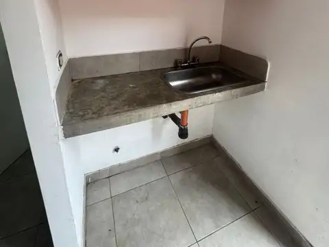 Local - Alquiler - Argentina, San Miguel - Primera Junta 982
