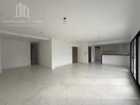 Departamento en Venta con 2 cocheras