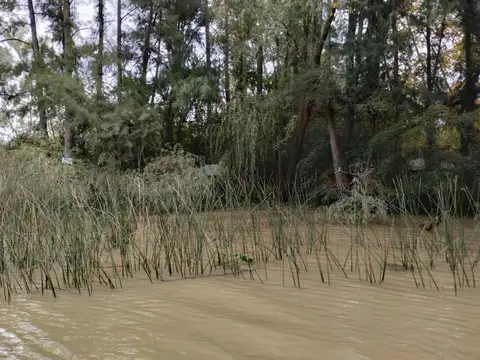 Terreno en Venta de 2100,0 m2