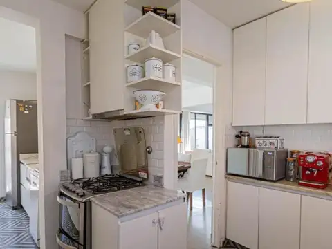 3 De Febrero 2200, Piso 7