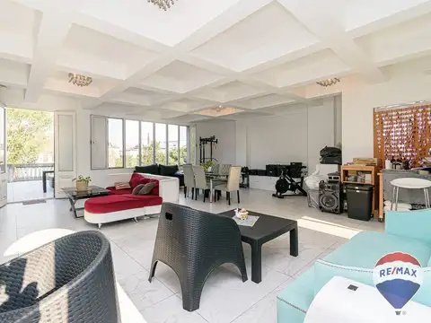 Casa Venta 10 amb Jardín Pileta 8,66x51 Belgrano R