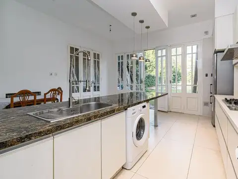Casa Venta 10 amb Jardín Pileta 8,66x51 Belgrano R