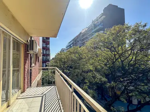 Avenida Álvarez Thomas 2700