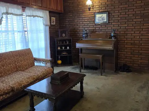 Depto Tipo Casa en Venta 40 años