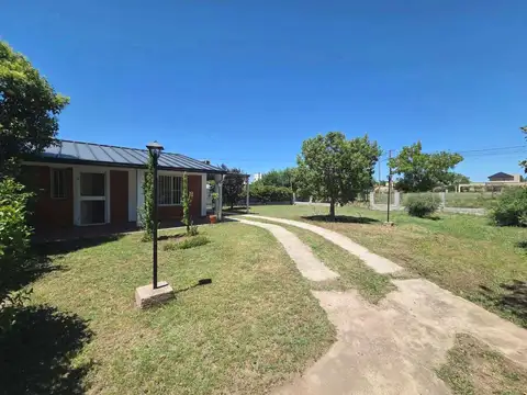 Casa en venta - Pancarta, Juana Koslay