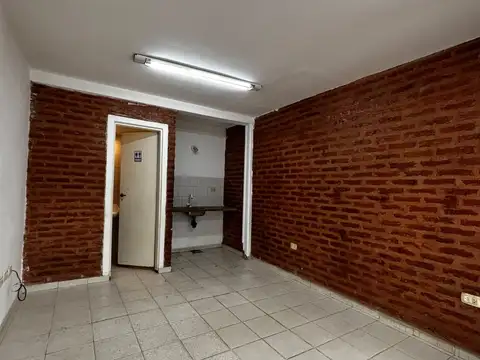 ¡LOCAL COMERCIAL EN ALQUILER! Av. Édison 194
