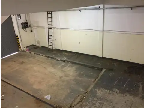 Galpon en Venta 21  mts Fondo