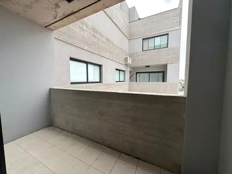 VENTA DEP. MONOAMBIENTE EN DEVOTO