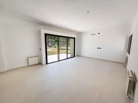 EN VENTA CASA VILLA ALLENDE GOLF A ESTRENAR 
