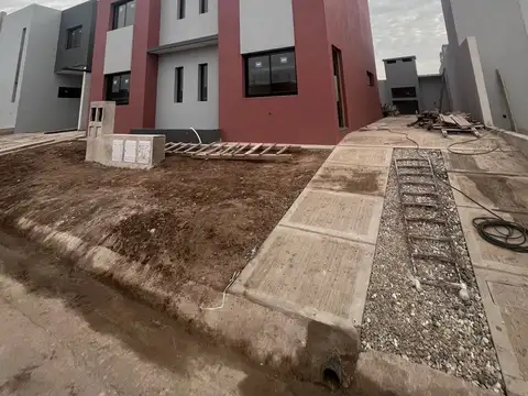 Se vende dúplex en Docta 2 dormitorios 2 baños