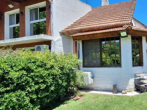 ALQUILER CASA 4 AMB EN MONTE GRANDE