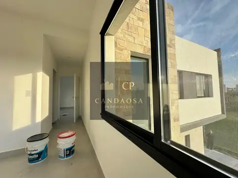 Casa en Venta en Pilar Del Este - Santa Elisa, USD 245.000