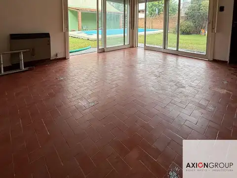 Casa 6 ambientes con 3 baños