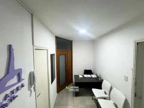Oficina en Alquiler al Este