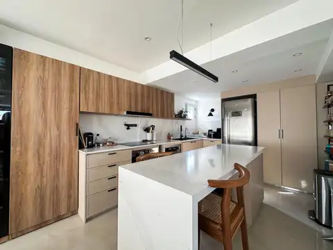 Departamento 4 ambientes con 3 baños