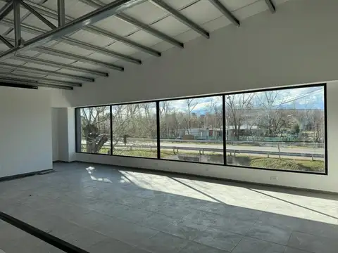 Galpon en Venta en Funes, USD 213.000