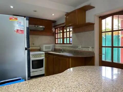 Glm. Casa Triplex Venta De 4 Ambientes - San Migue