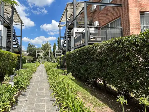 Departamento en Venta con 1 cochera