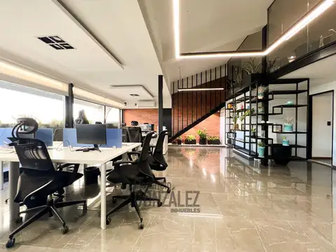 Avenida Alicia Moreau De Justo 2000