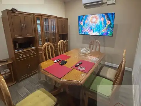 Depto Tipo Casa en Venta de 4 ambientes