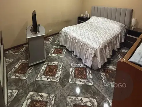 Depto Tipo Casa en Venta en Villa Bonich, USD 145.000