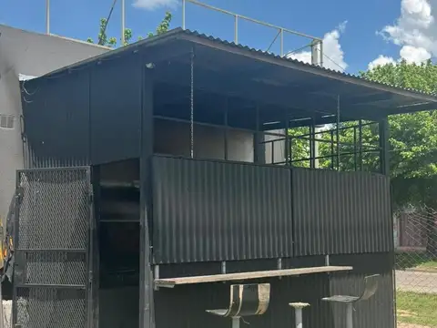 Local en Alquiler en Moreno, $ 800.000