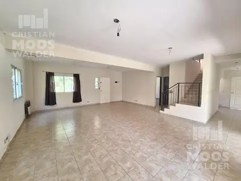 Casa 6 ambientes con 3 baños