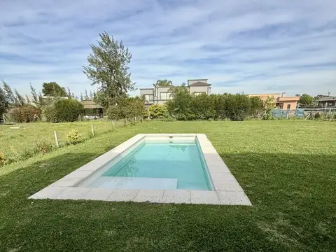 Casa en Alquiler en La Magdalena, USD 1.800