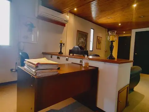 Oficina en Venta 51 años