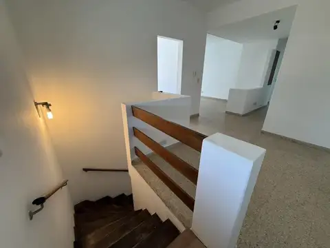 Departamento en Alquiler en Berazategui, $ 750.000