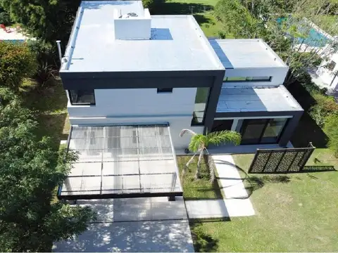 Casa en Alquiler de 5 dormitorios