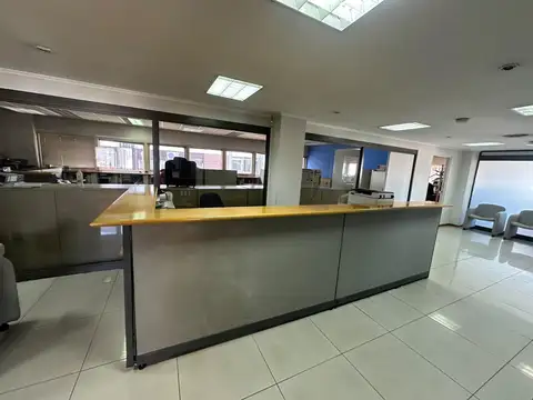 Oficina en Alquiler al Noroeste