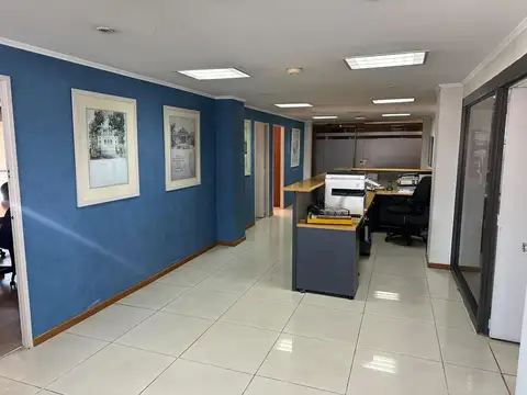 Oficina en Alquiler 35 años