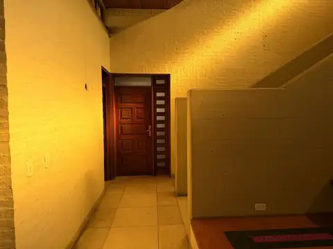 Casa en Alquiler en Mendoza, USD 1.800