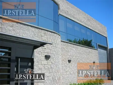 Depósito / Galpón Industrial  750 m² - Con Opción de Renta - Castelar Sur