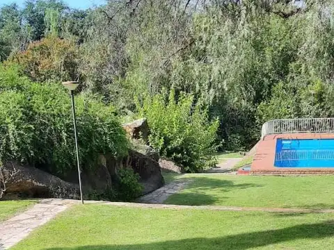 Casa 6 ambientes con 3 baños