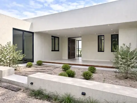 Casa en Venta en Centauros Polo Club, USD 620.000